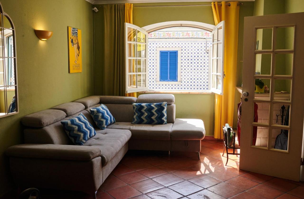 Hostal Ljmonade