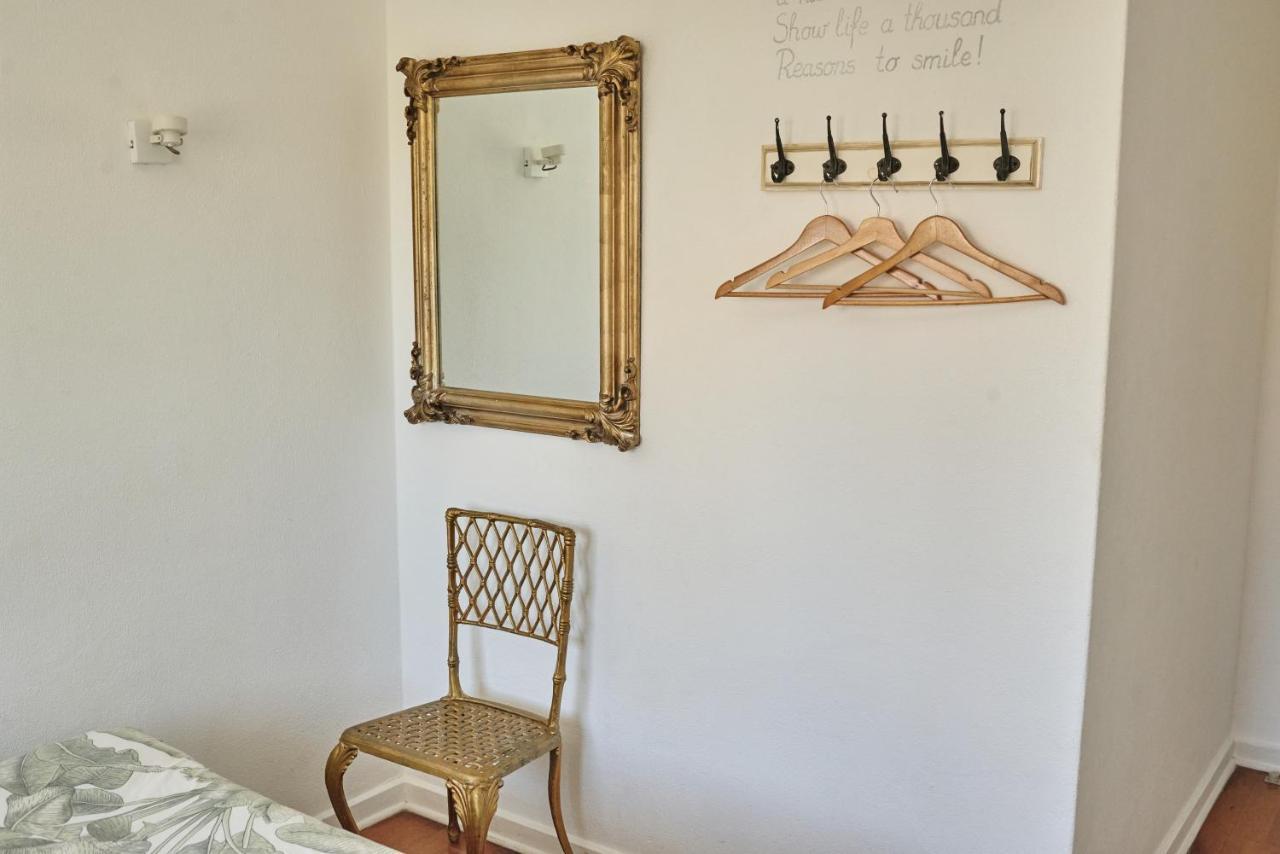 Hostal Ljmonade *